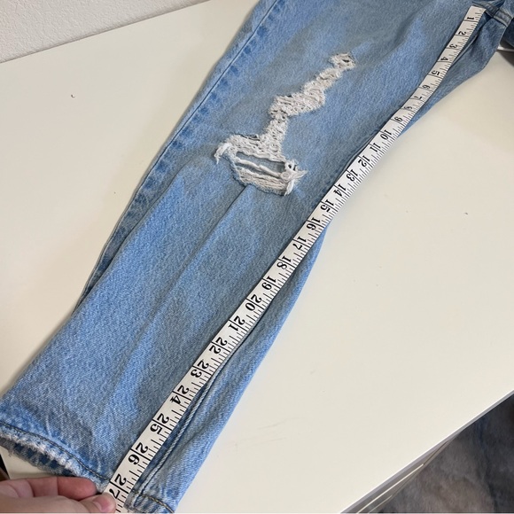 Levis wegdies straight leg with rips - Picture 9 of 11